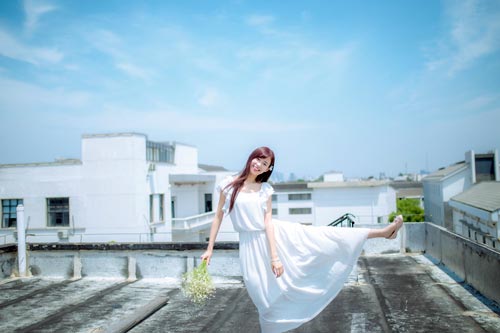 性感美女 阳光下的小清新(5)