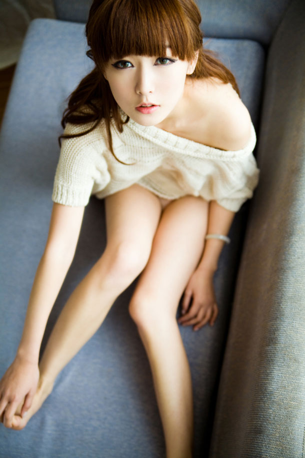90后气质美女唯美写真(6)